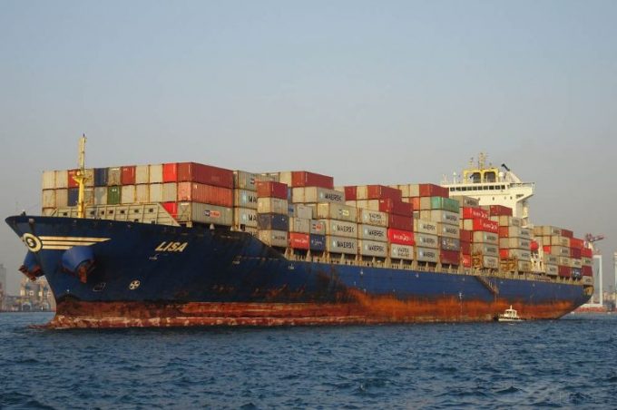 船只从中东地区转移