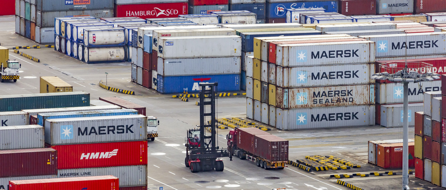 色列港口卸货的货物征收紧急风险附加费