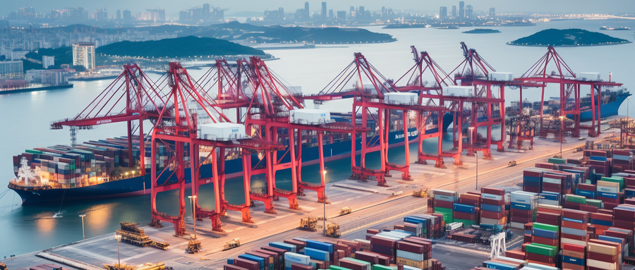 危险品海运拼箱在上海港的专业操作与监管措施