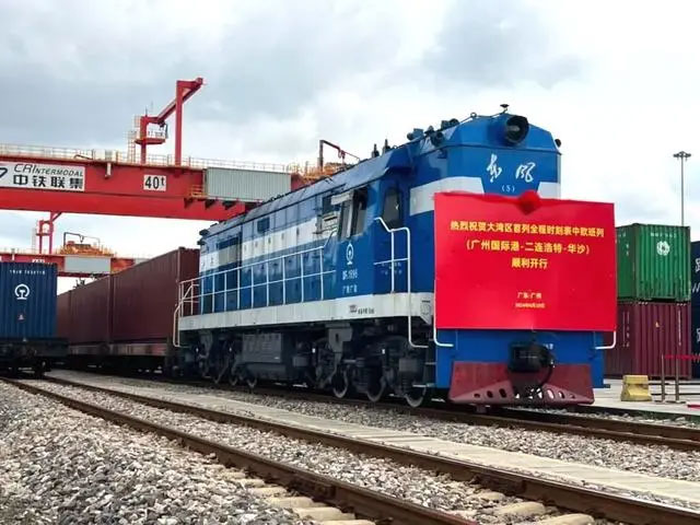 Continuously improve the organization of China-Europe freight trains