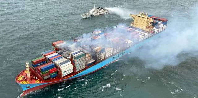 Maersk Frankfurt轮火势得到控制