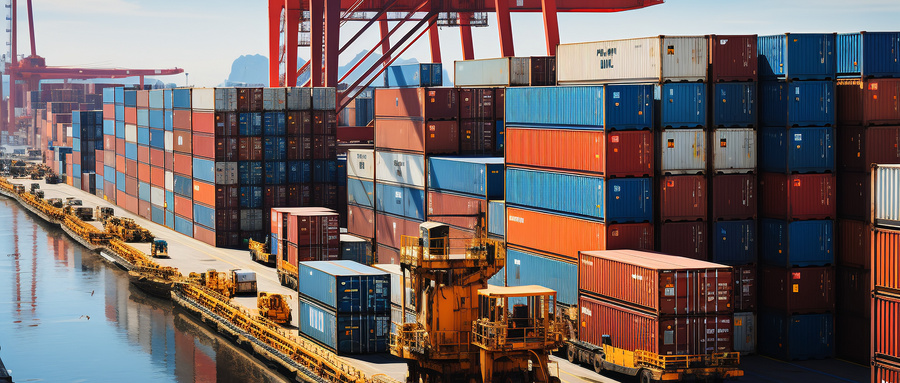 Shipping companies prefer to use flexible boats to hook up directly to the gateway port