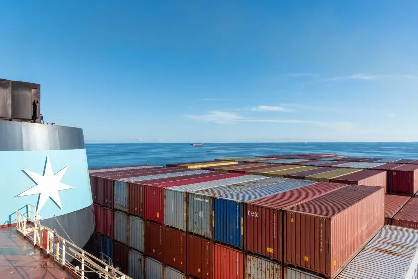集装箱船Rhine Maersk号起火